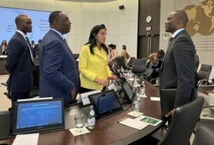 Macky Sall à une table-ronde, dans le cadre des assemblées du Printemps du FMI et de la Banque Mondiale