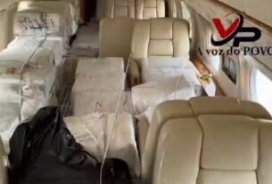 avion complètement rempli de cocaïne, sur la piste de l’aéroport international Osvaldo Vieira à Bissau