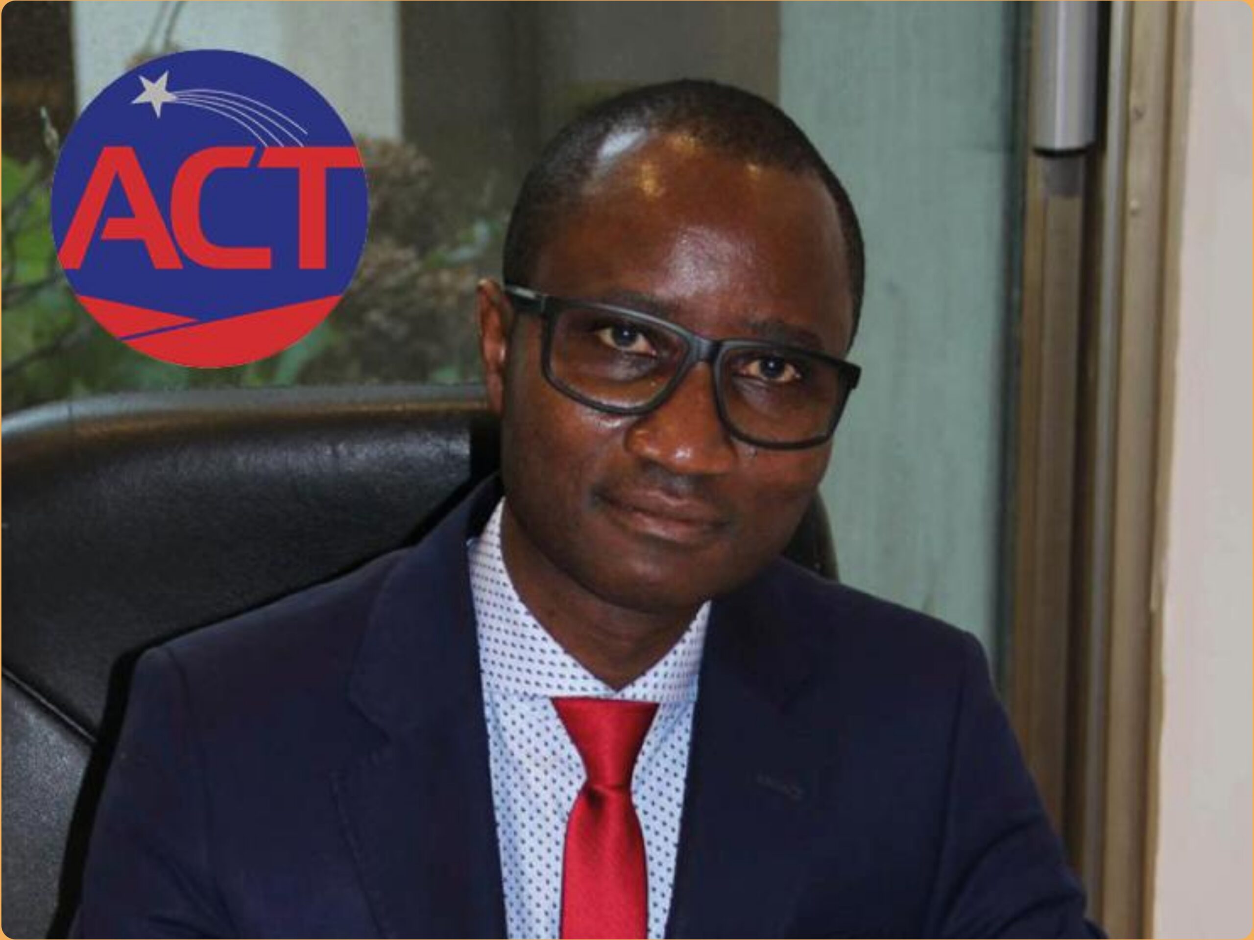 Le parti de l’Alliance pour la Citoyenneté et le Travail (ACT) a un nouveau président. Ibrahima Thiam succède à Abdoul Mbaye, qui devient le président d’honneur